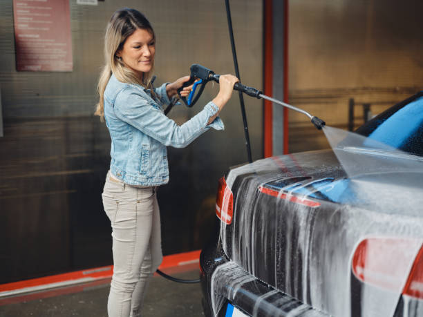 Why Choose Our Certified Pressure Washing Experts for Your Project Needs in Maitland, FL?